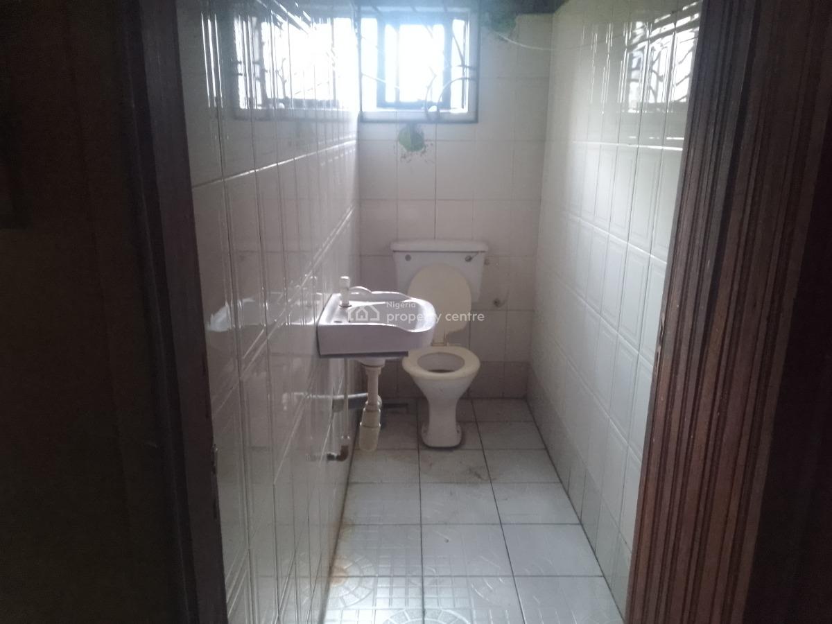 2 Bedroom Apartment, 2 Oyibo Close, Oku Layout, Orunwhorhun, Udu, Delta, Flat / Apartment for Rent