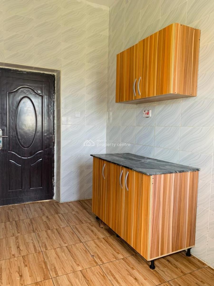 Standard Room and Pallor in a Good Neighborhood, Orinbawa Phase2, Awoyaya, Ibeju Lekki, Lagos, Mini Flat (room and Parlour) for Rent