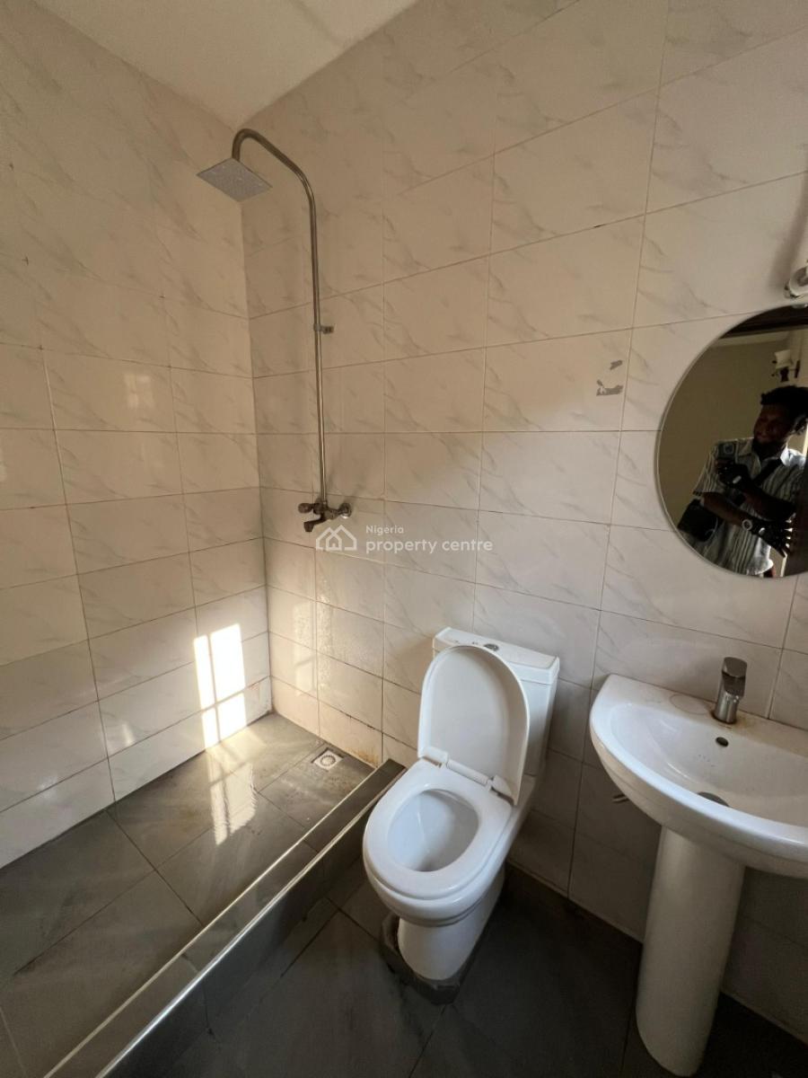 Spacious 2 Bedroom Apartment, Chevron Tollgate Lekki Lagos, Lekki, Lagos, Flat / Apartment for Rent