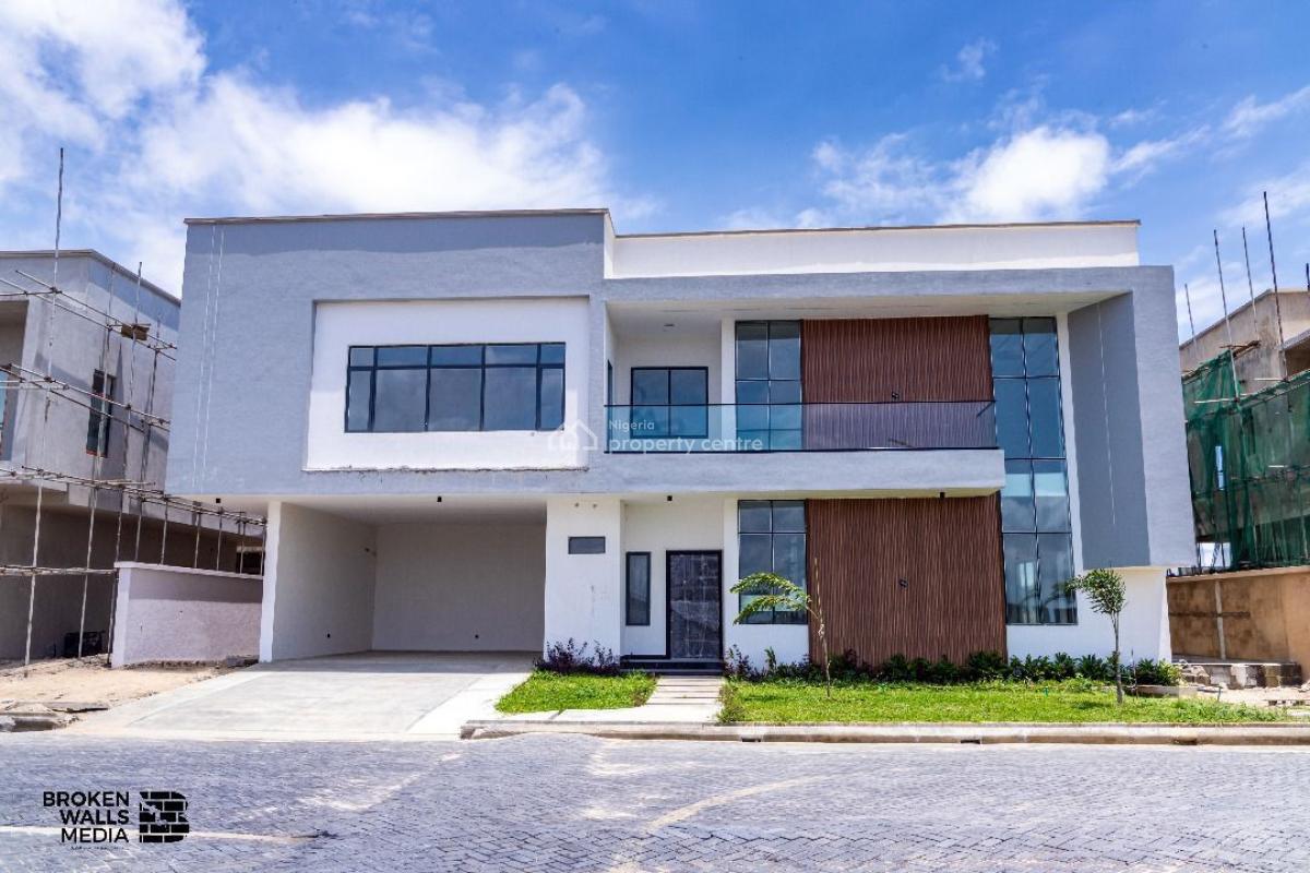 Multiple Units of Unique Villas , You Have The Liberty of Choosing You, 5bedrooms Detached.   Prices : Ranges From $1m - $1.5 Depending on The, Lekki Phase 1, Lekki, Lagos, Detached Duplex for Sale