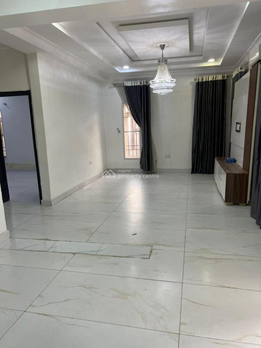 Standard Spacious 6units of 3bedrooms Apartment, Lekki Phase 1 Off Admiralty Way, Lekki, Lagos, Flat / Apartment for Rent