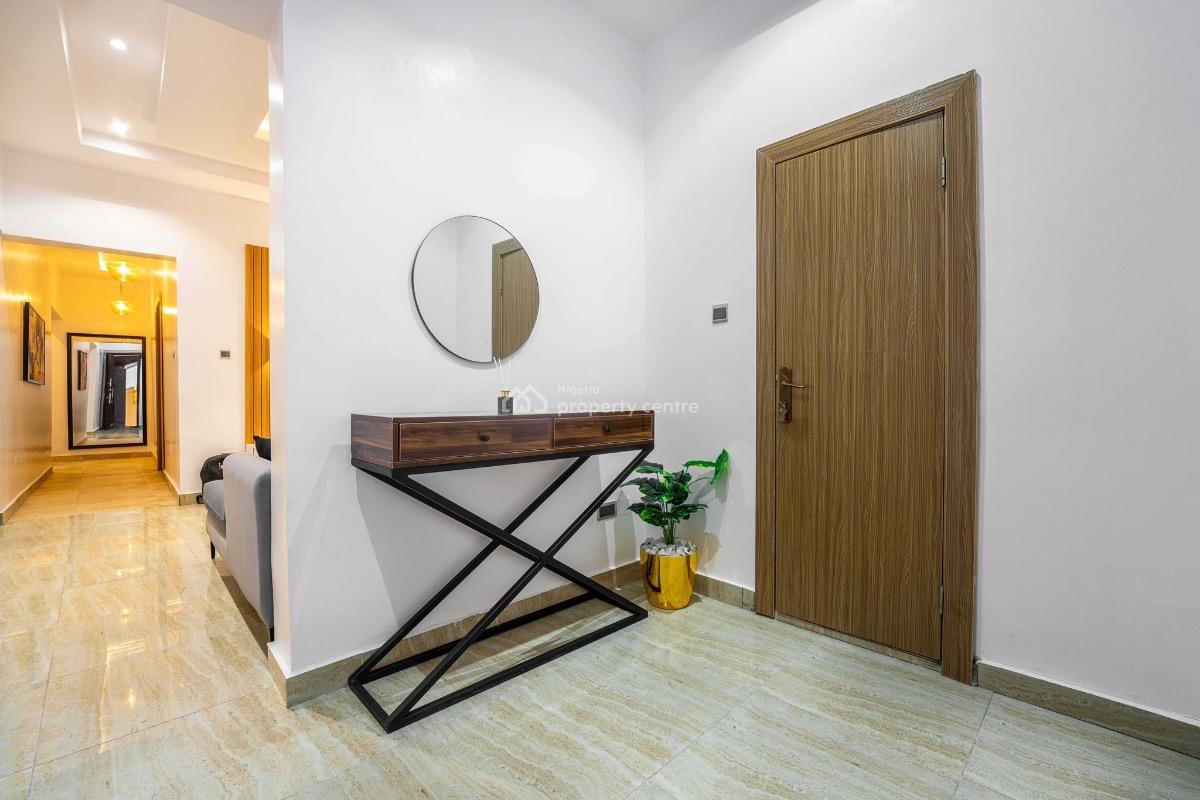 a Brand New Luxury 2 Bedroom with Balcony, Games, Ps5, Lekki Phase 1, Lekki, Lagos, Flat / Apartment Short Let