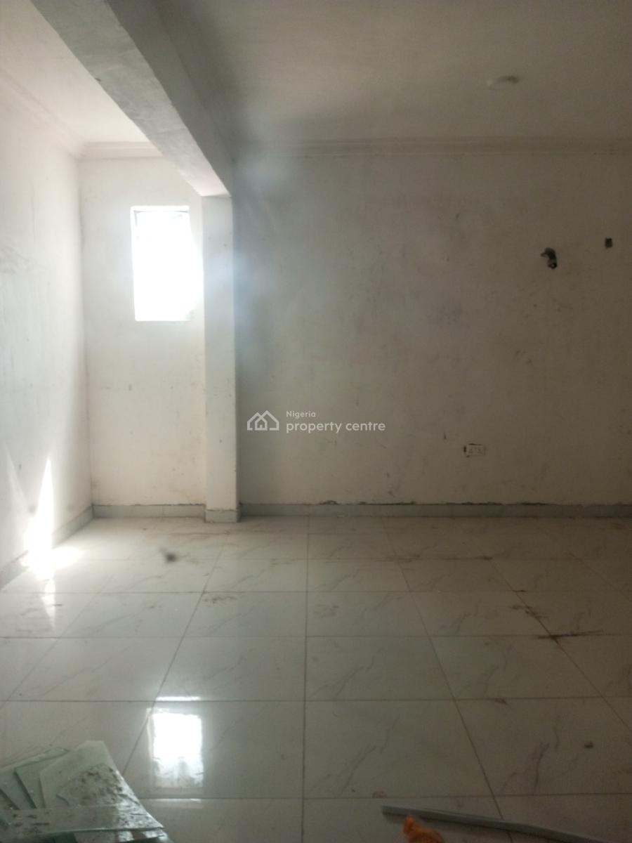 Big Shop 30sqm in a Complex By The Express, Lekki, Lagos, Shop for Rent