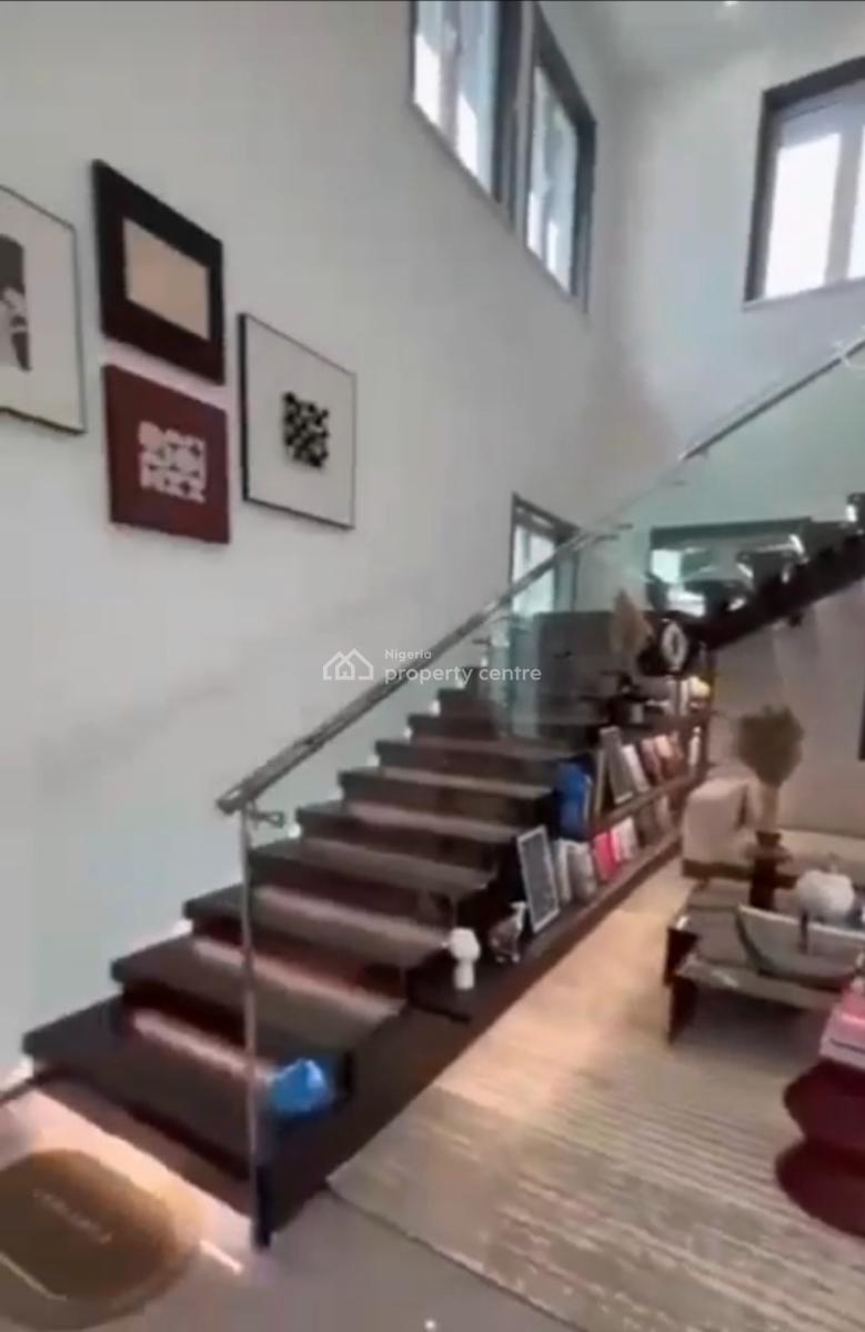 on 4300sqm 22 Units of 3-bedroom Apartments - 2 Units of 2-bedroom Pen, Old Ikoyi, Ikoyi, Lagos, Block of Flats for Sale