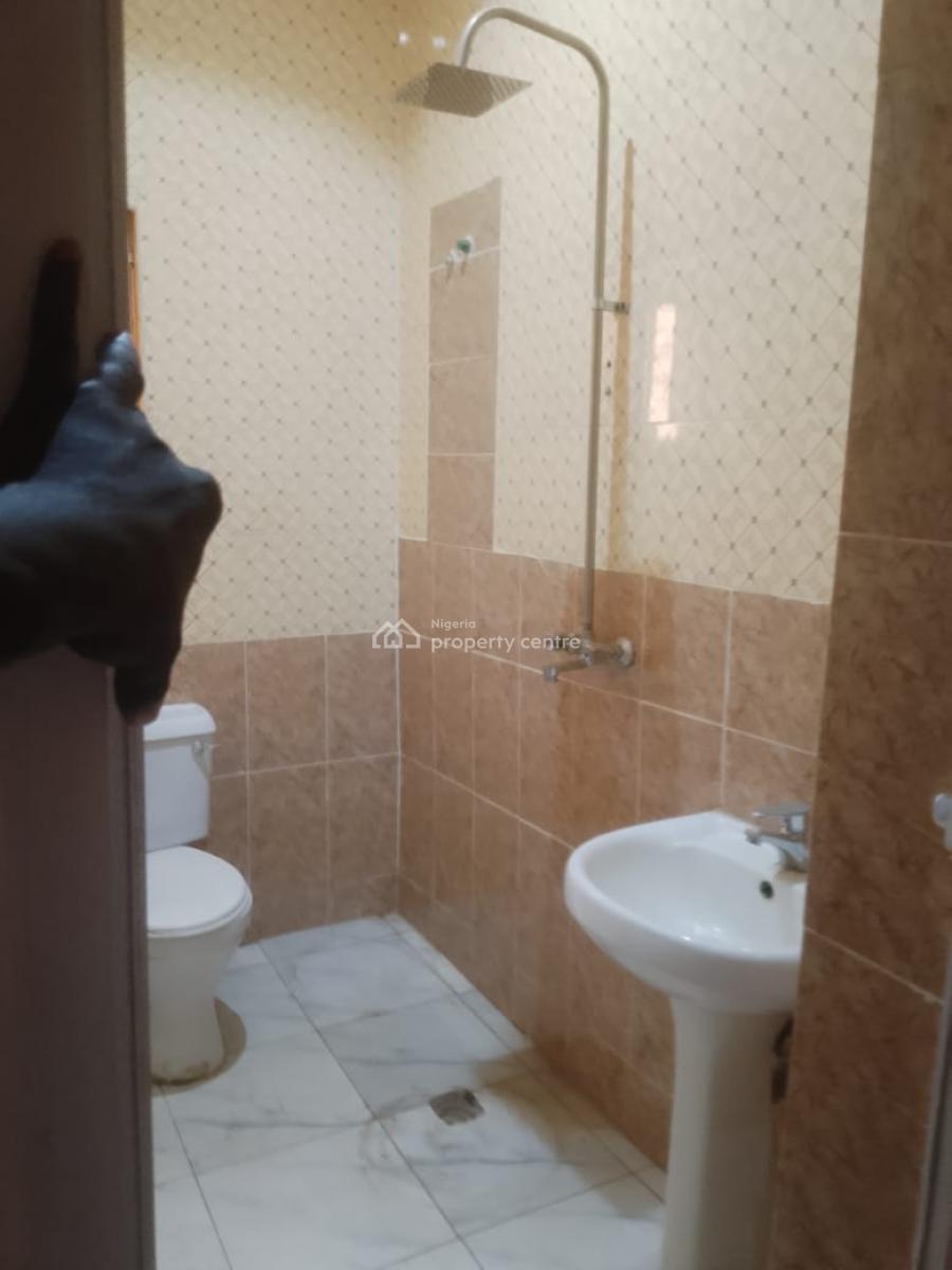 3 Bedrooms Blocks of Flat Ist Floor By American International School, Durumi, Abuja, Flat / Apartment for Rent