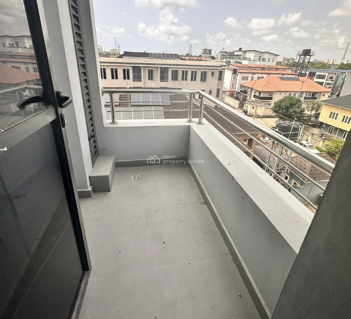 Exquisitely Finished Serviced 4bedroom Miasonette, Iponri, Surulere, Lagos, Terraced Duplex for Rent