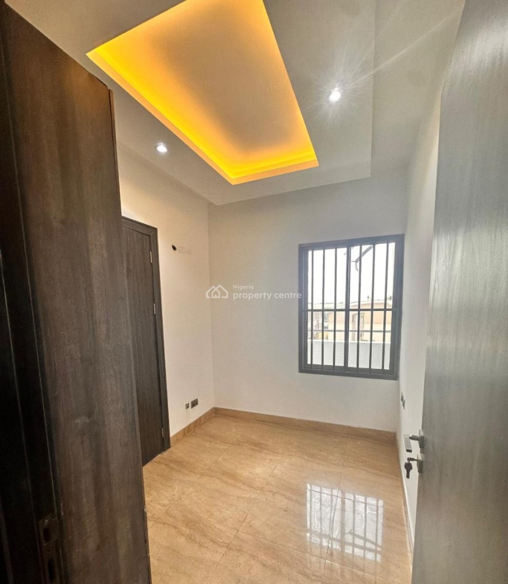 Exquisitely Finished Serviced 4bedroom Miasonette, Iponri, Surulere, Lagos, Terraced Duplex for Rent