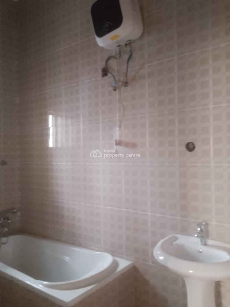 2 Bedrooms Blocks of Flat Spaciously Built 4.5m, Durumi, Abuja, Flat / Apartment for Rent