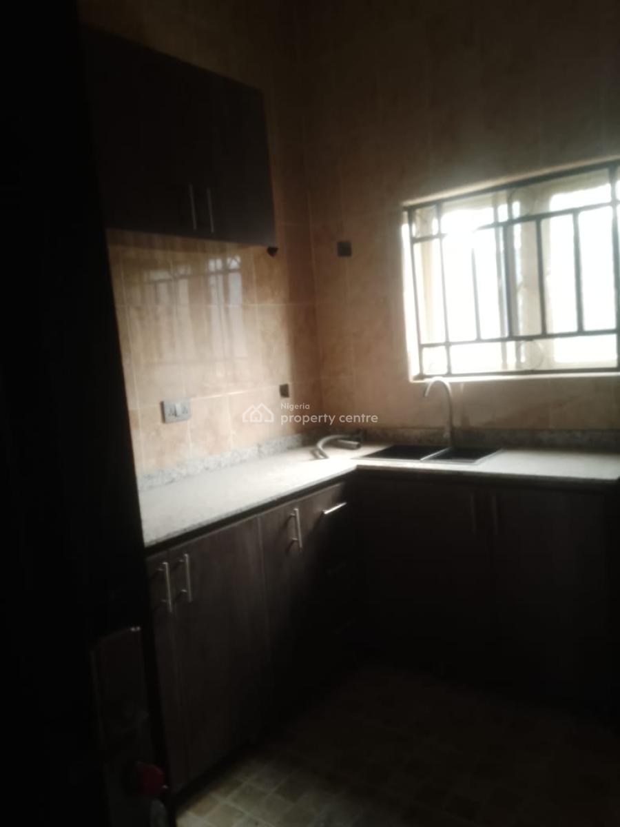 2 Bedrooms Blocks of Flat Spaciously Built 4.5m, Durumi, Abuja, Flat / Apartment for Rent