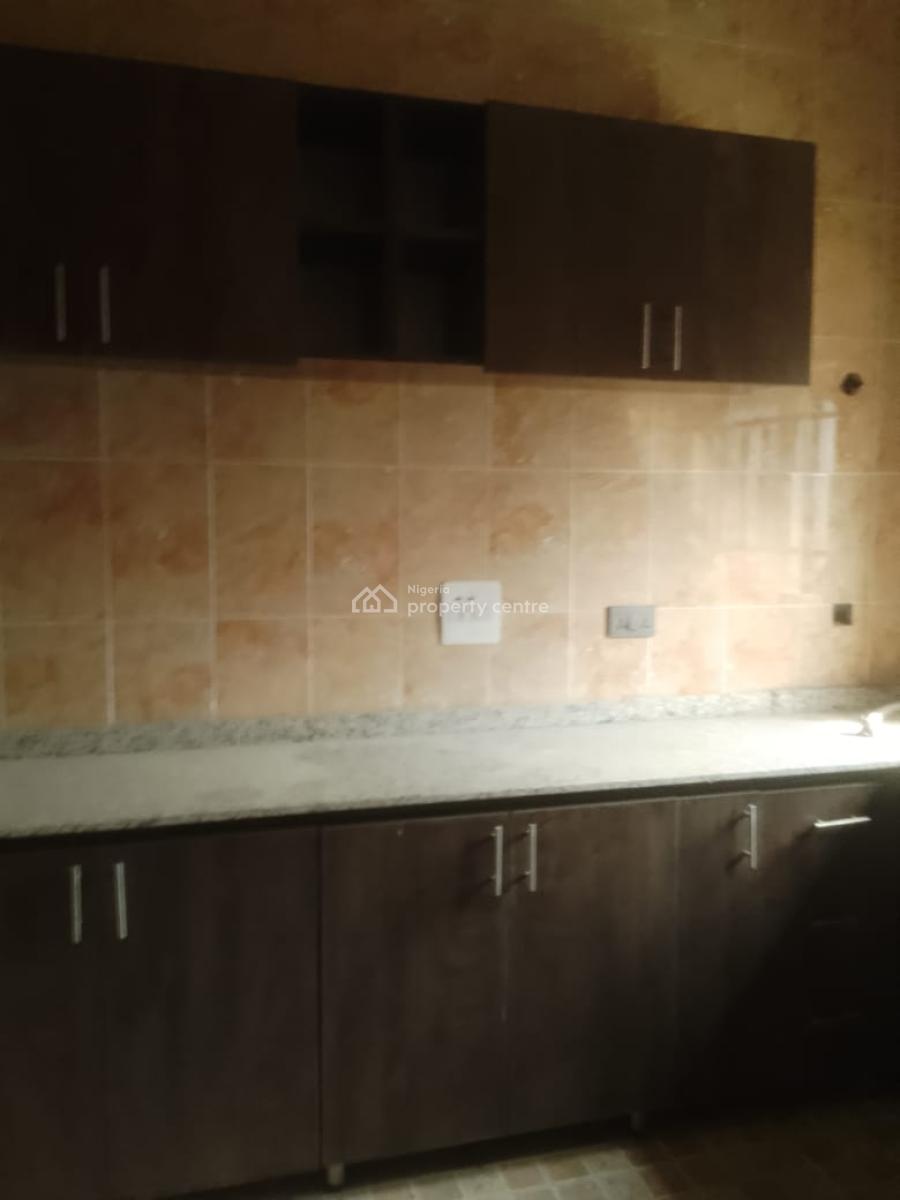2 Bedrooms Blocks of Flat Spaciously Built 4.5m, Durumi, Abuja, Flat / Apartment for Rent