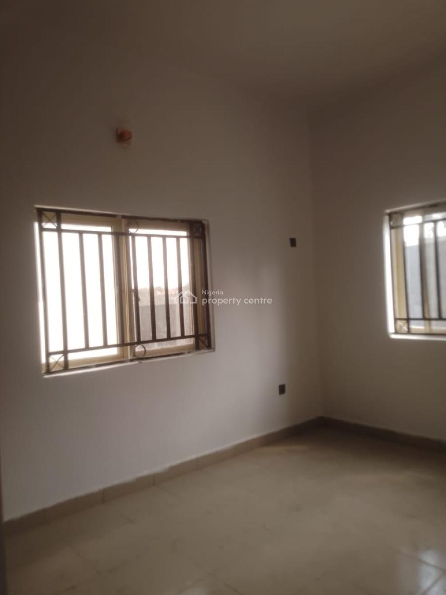 2 Bedrooms Blocks of Flat Spaciously Built 4.5m, Durumi, Abuja, Flat / Apartment for Rent