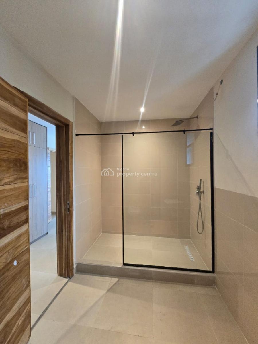 Modern Luxury Serviced 3 Bedroom Flat with a Room Bq, Lekki Phase 1, Lekki, Lagos, Flat / Apartment for Sale