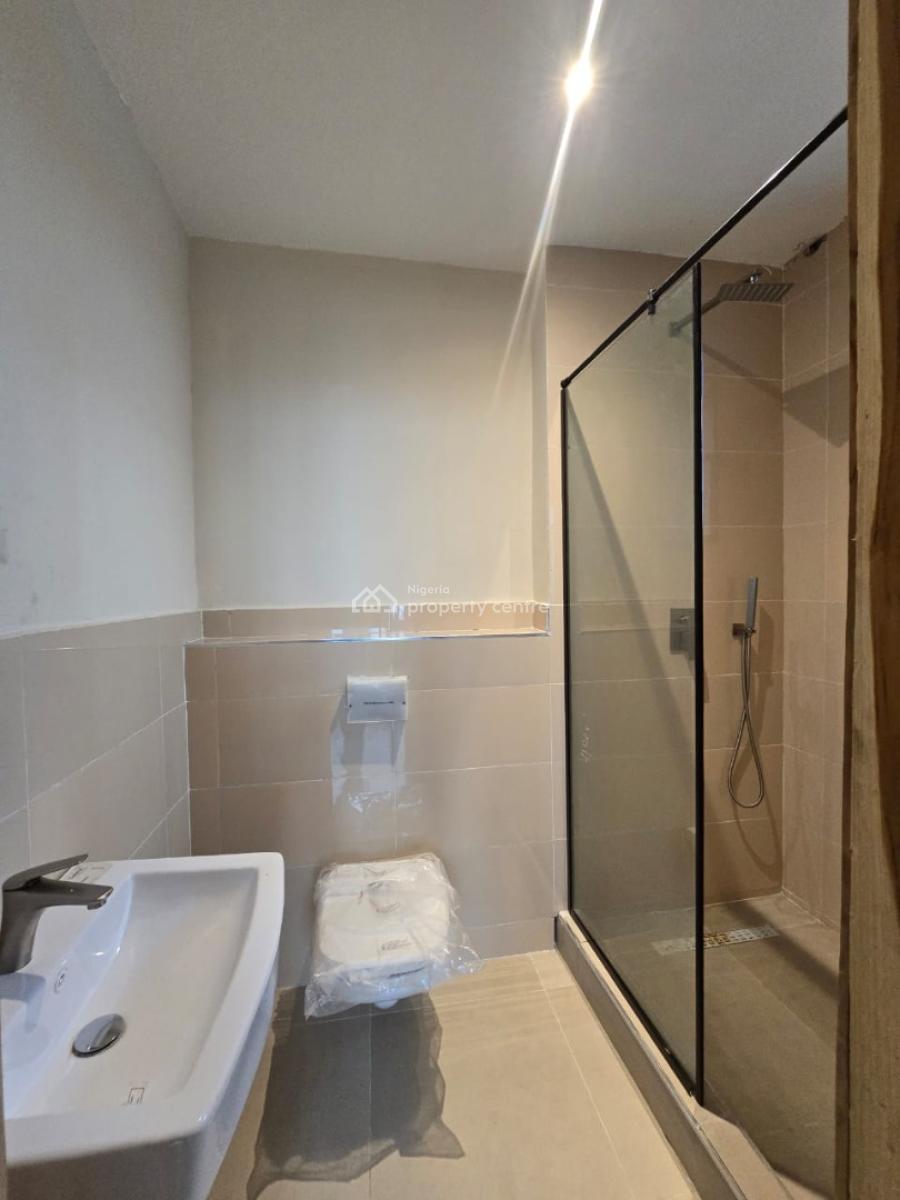 Modern Luxury Serviced 3 Bedroom Flat with a Room Bq, Lekki Phase 1, Lekki, Lagos, Flat / Apartment for Sale