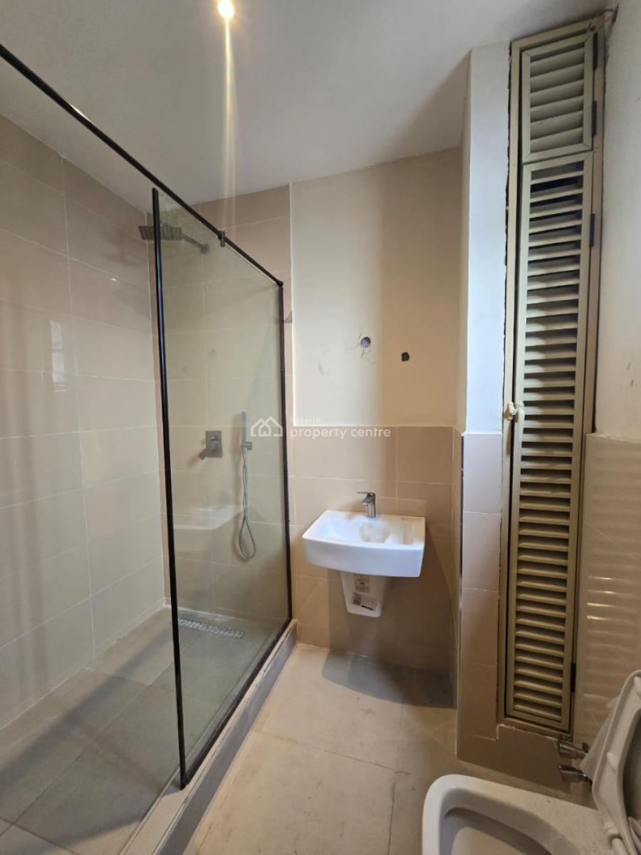 Modern Luxury Serviced 3 Bedroom Flat with a Room Bq, Lekki Phase 1, Lekki, Lagos, Flat / Apartment for Sale