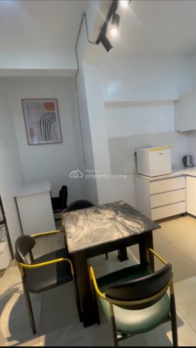 Furnished 2 Bedroom Apartment in Lekki Phase 1., Off Admiralty Road Lekki Phase 1., Lekki Phase 1, Lekki, Lagos, Flat / Apartment for Rent