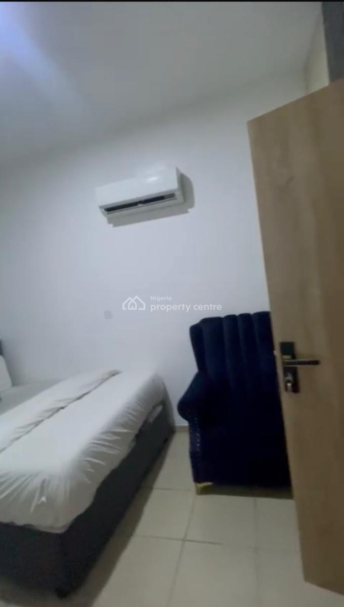 Furnished 2 Bedroom Apartment in Lekki Phase 1., Off Admiralty Road Lekki Phase 1., Lekki Phase 1, Lekki, Lagos, Flat / Apartment for Rent