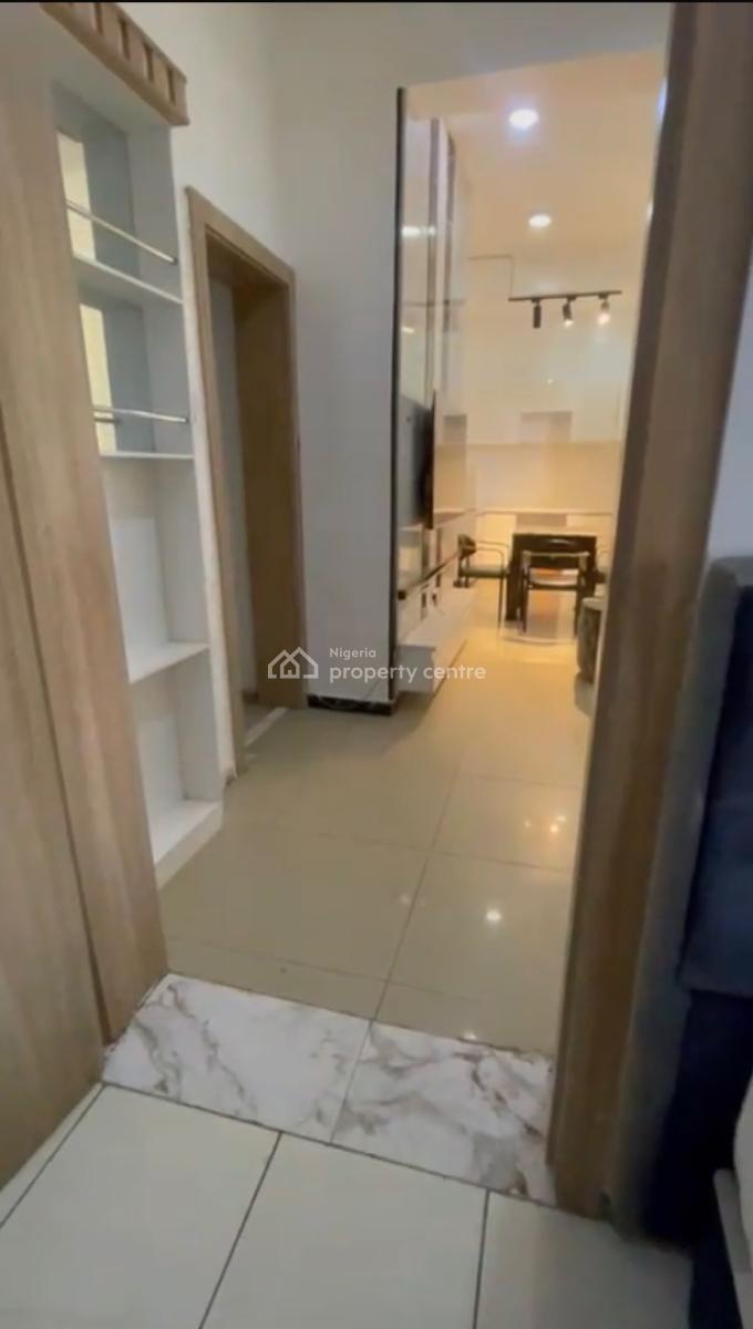 Furnished 2 Bedroom Apartment in Lekki Phase 1., Off Admiralty Road Lekki Phase 1., Lekki Phase 1, Lekki, Lagos, Flat / Apartment for Rent