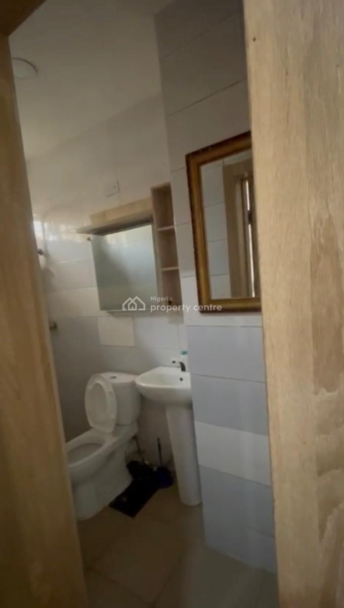 Furnished 2 Bedroom Apartment in Lekki Phase 1., Off Admiralty Road Lekki Phase 1., Lekki Phase 1, Lekki, Lagos, Flat / Apartment for Rent