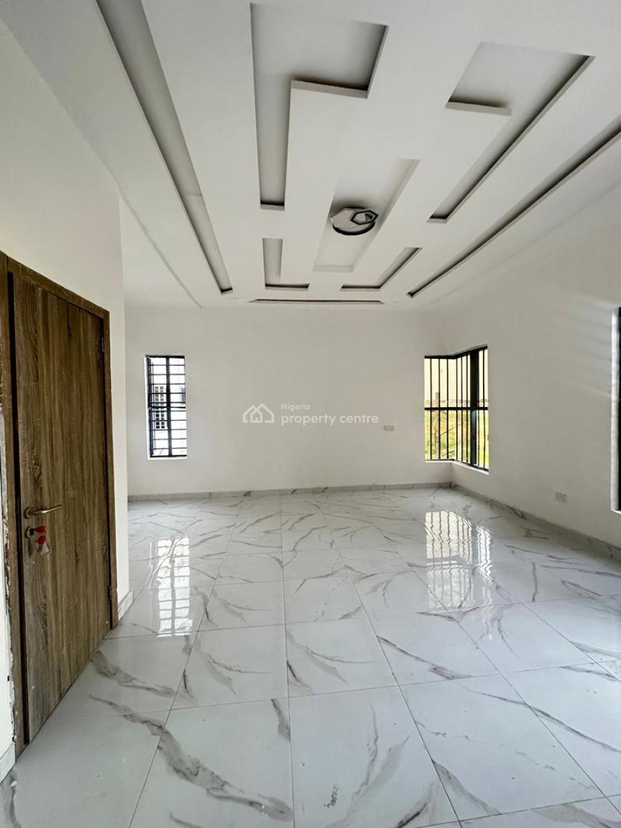Well-built Luxury Spacious 5 Bedroom Duplex with Bq & Security House, Chevron Drive, Lekki, Lagos, Flat / Apartment for Sale