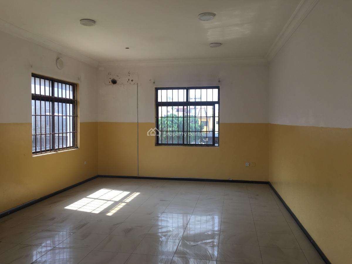9bedrooms Semi Detached Duplex with 3 Rooms Bq, Off Joel Ogunaike Street, Ikeja Gra, Ikeja, Lagos, Office Space for Rent
