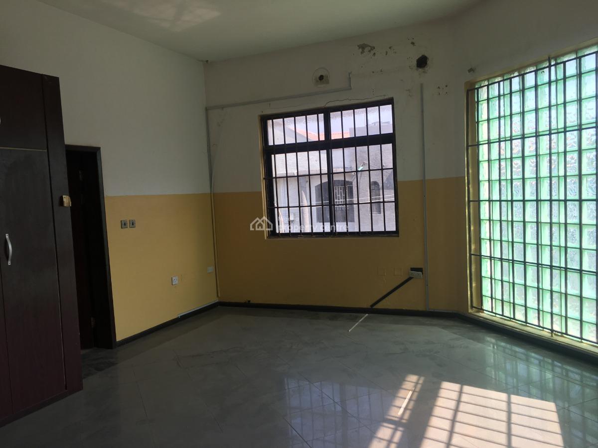 9bedrooms Semi Detached Duplex with 3 Rooms Bq, Off Joel Ogunaike Street, Ikeja Gra, Ikeja, Lagos, Office Space for Rent