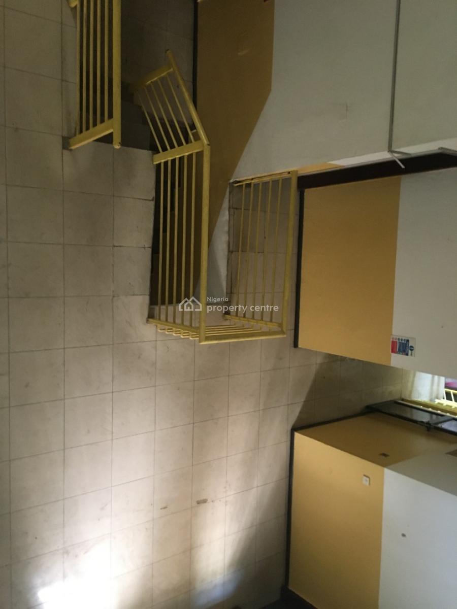 9bedrooms Semi Detached Duplex with 3 Rooms Bq, Off Joel Ogunaike Street, Ikeja Gra, Ikeja, Lagos, Office Space for Rent