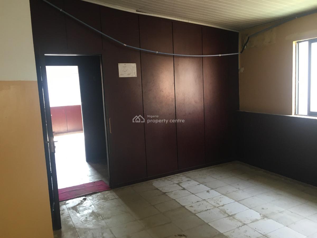 9bedrooms Semi Detached Duplex with 3 Rooms Bq, Off Joel Ogunaike Street, Ikeja Gra, Ikeja, Lagos, Office Space for Rent
