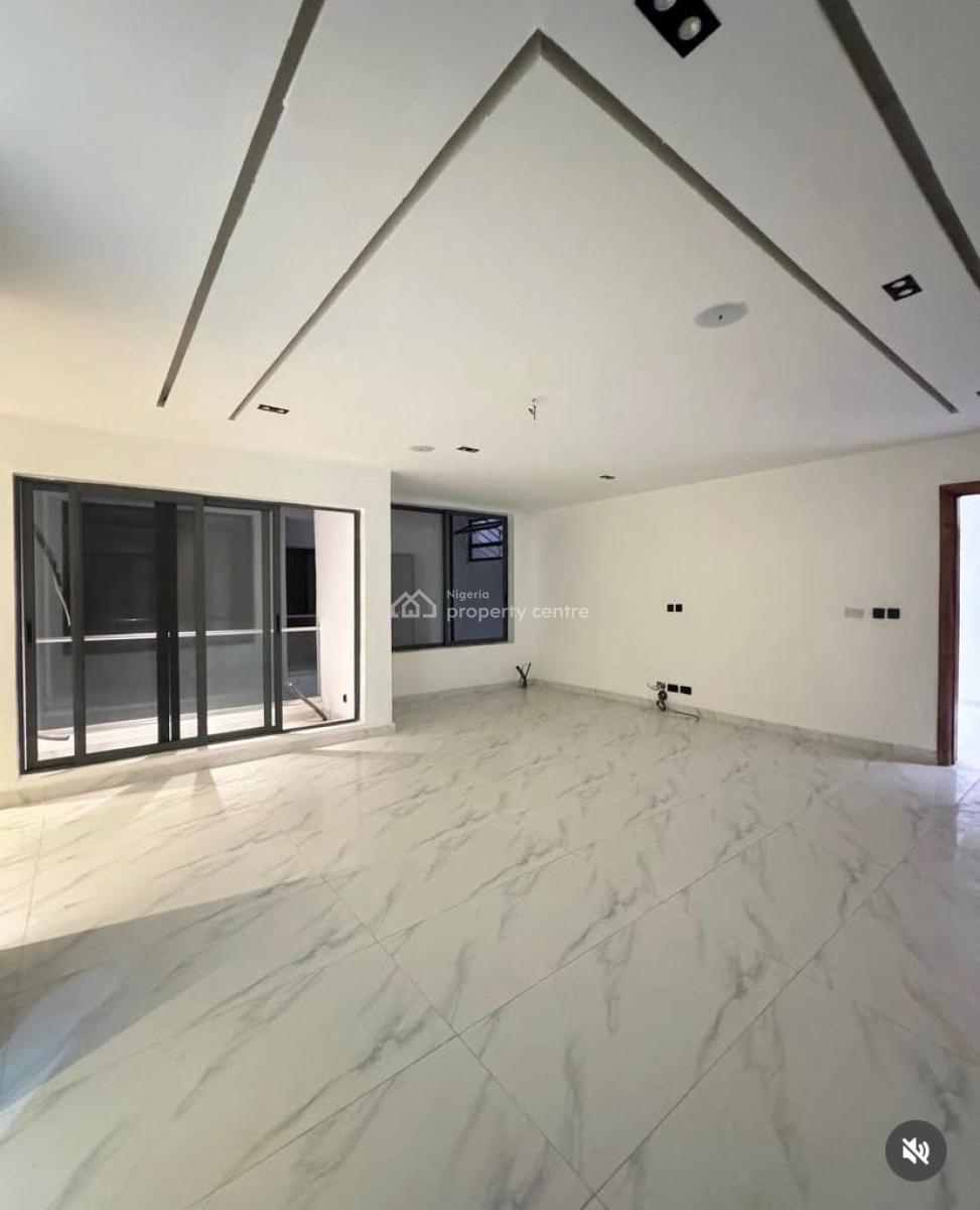 2 Bedroom Apartment with Gym, Swimming Pool, Lekki Phase 1, Lekki, Lagos, Flat / Apartment for Rent