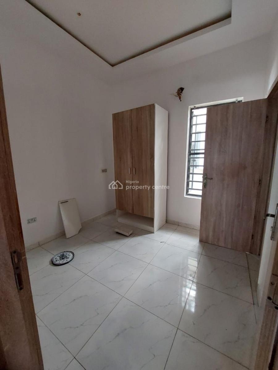 Luxurious Miniflat with a Fitted Kitchen, Orchid Road, Lekki Phase 2, Lekki, Lagos, Mini Flat (room and Parlour) for Rent