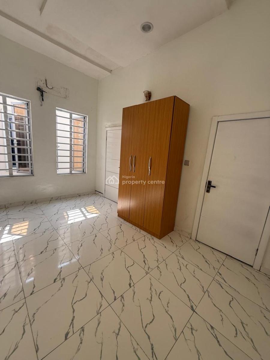 Self Contain, Royal Pine Estate, Lekki Phase 1, Lekki, Lagos, Self Contain (single Rooms) for Rent