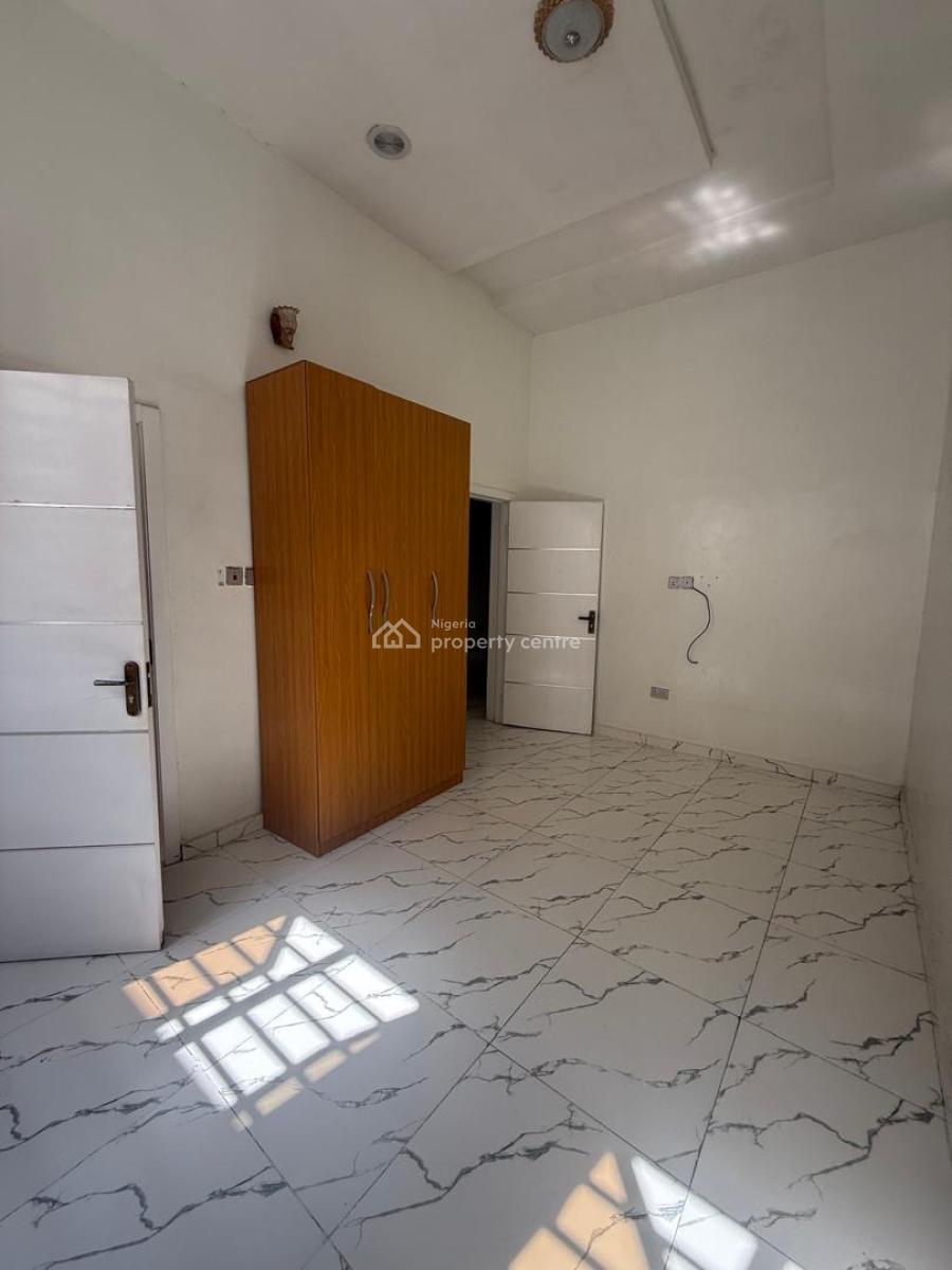 Self Contain, Royal Pine Estate, Lekki Phase 1, Lekki, Lagos, Self Contain (single Rooms) for Rent