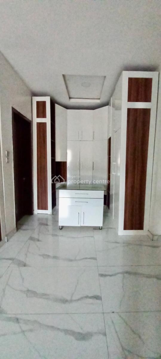 Exotic Fully Furnished Premium  Plus a B Q, Chevron Drive, Lekki, Lagos, Detached Duplex for Rent