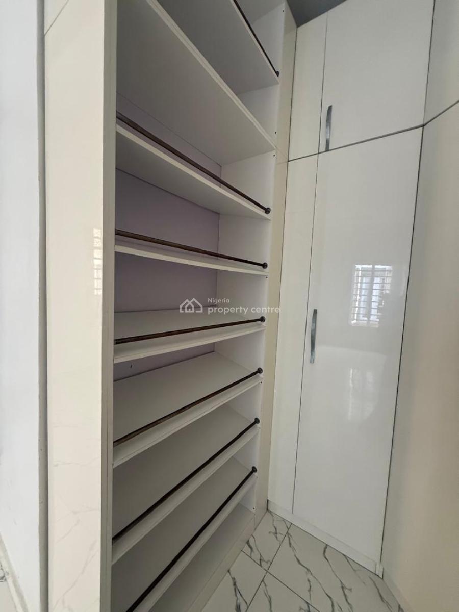 Self Contain Masters, Royal Pine Estate, Lekki Expressway, Lekki, Lagos, Self Contain (single Rooms) for Rent