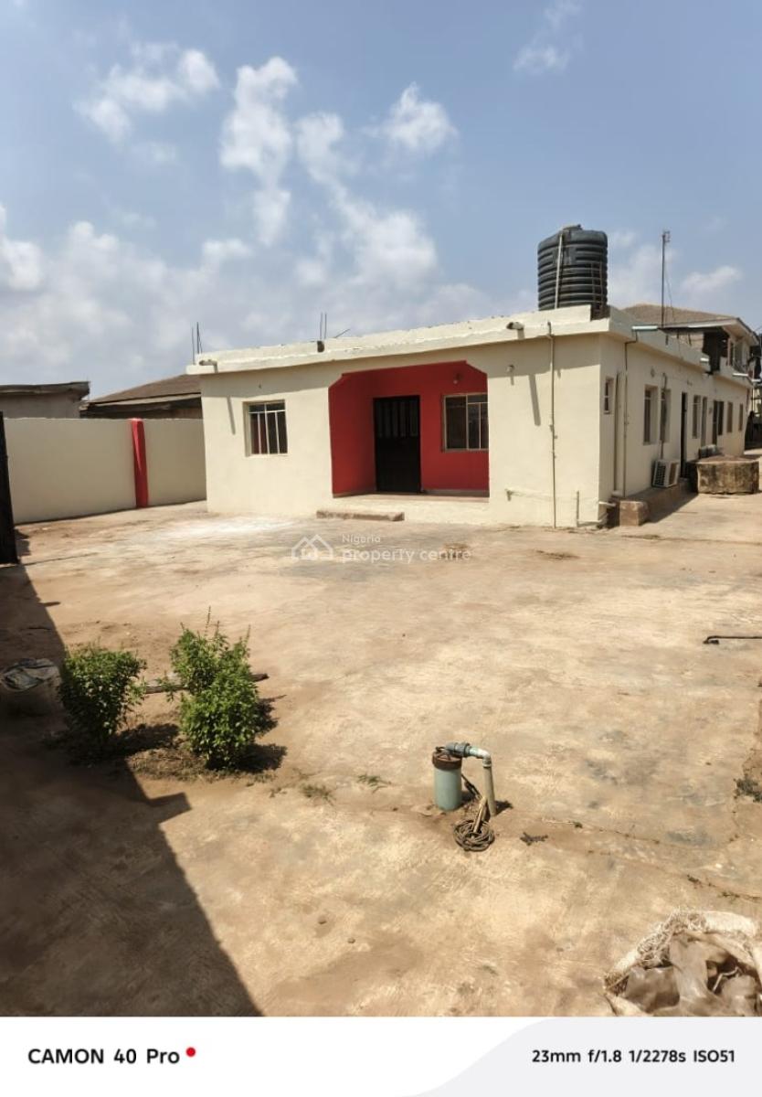 Block of Flats, Ikorun Road, Ikotun, Lagos, Block of Flats for Sale