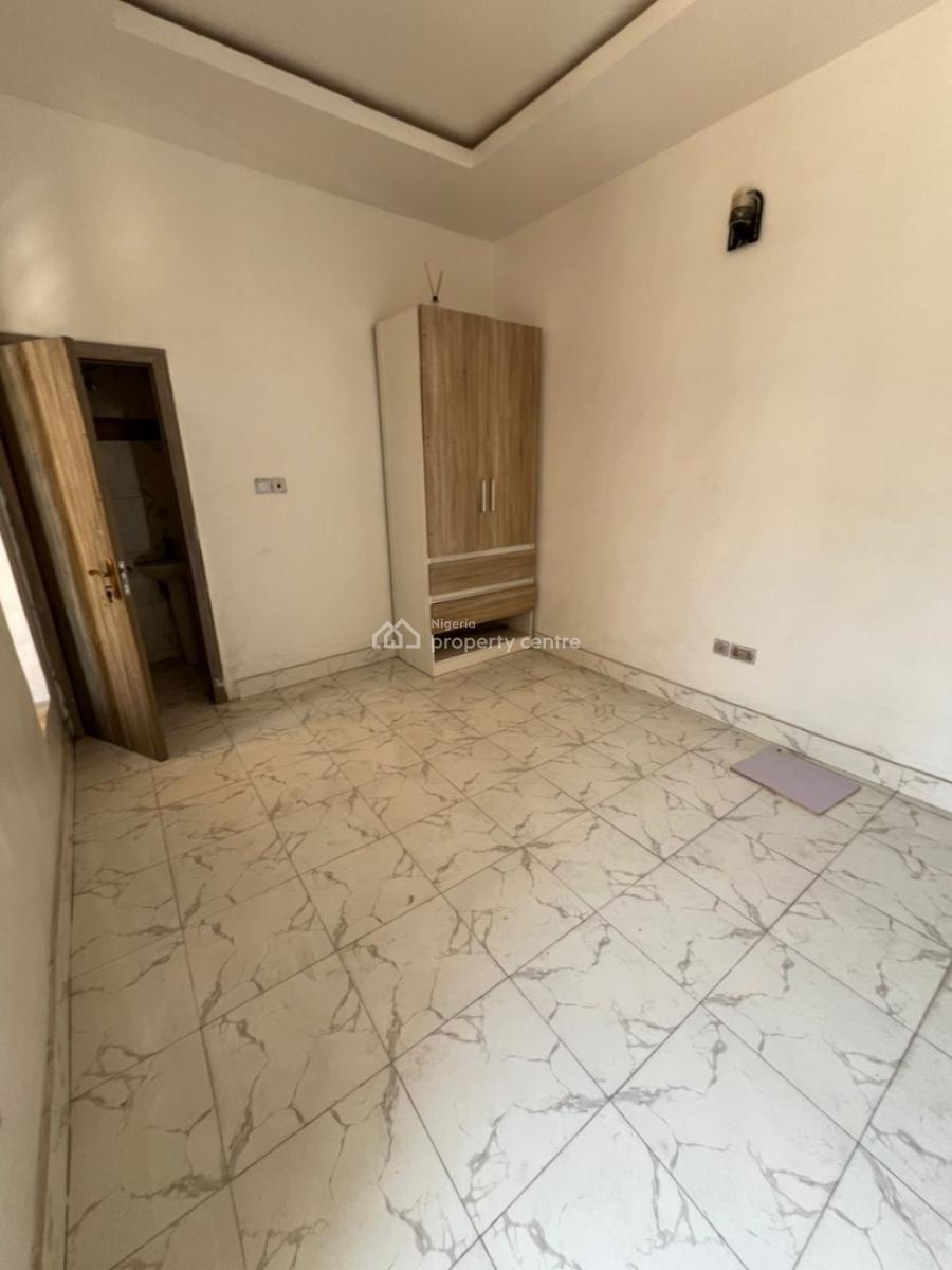 Standard N Massive Single Room in a Duplex with Shared Fitted Kitchen, Ikota Lekki Lagos, Ikota, Lekki, Lagos, Self Contain (single Rooms) for Rent