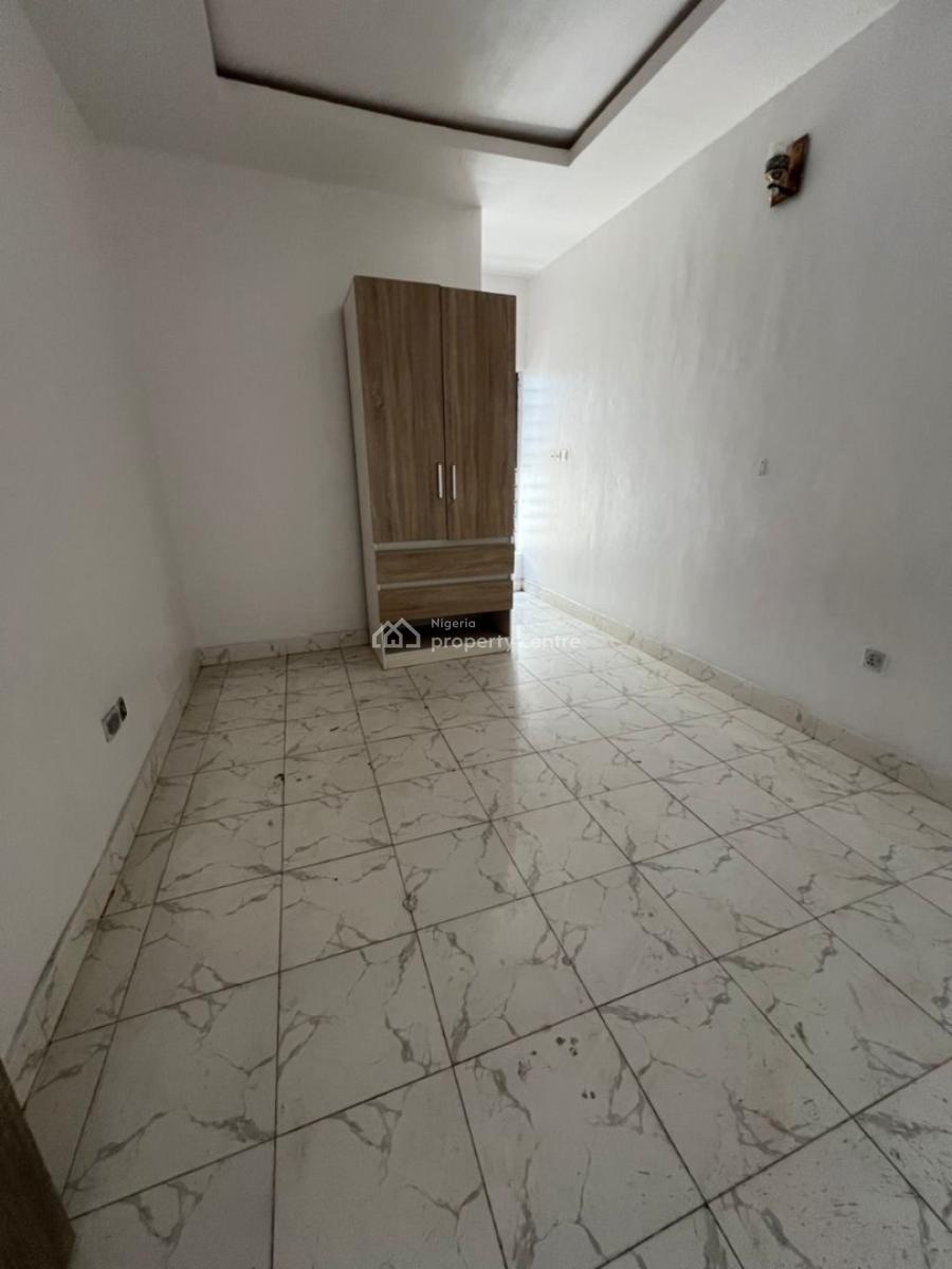 Standard N Massive Single Room in a Duplex with Shared Fitted Kitchen, Ikota Lekki Lagos, Ikota, Lekki, Lagos, Self Contain (single Rooms) for Rent