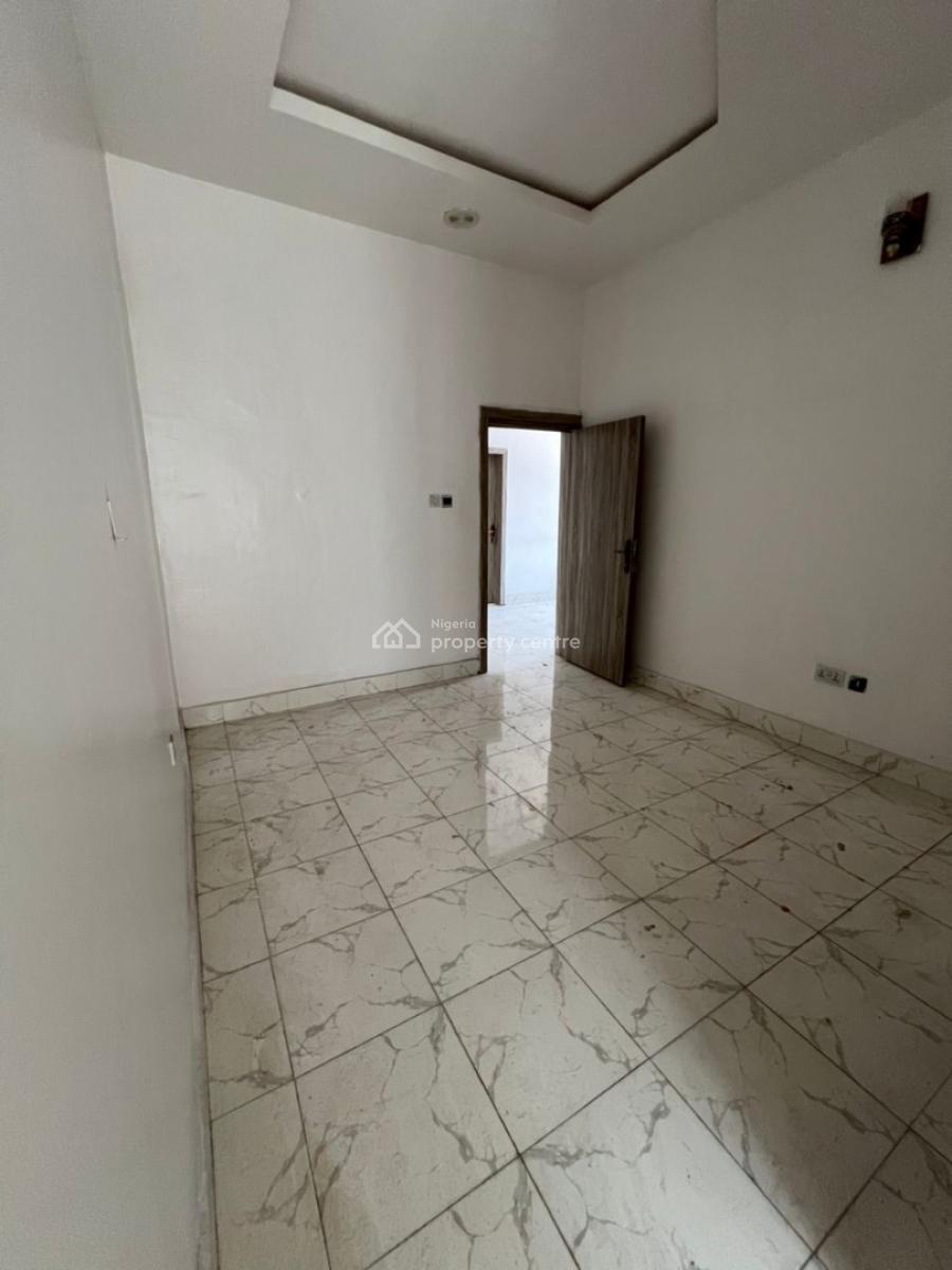 Standard N Massive Single Room in a Duplex with Shared Fitted Kitchen, Ikota Lekki Lagos, Ikota, Lekki, Lagos, Self Contain (single Rooms) for Rent