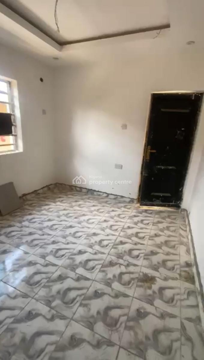 Spacious Studio Apartment, Ara Orin Street, Ifako, Gbagada, Lagos, Self Contain (single Rooms) for Rent