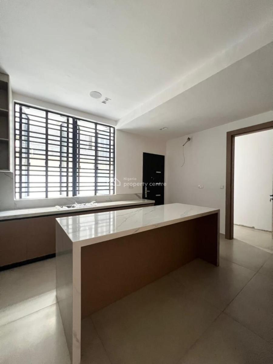 5bedrooms Fully-detached Duplex with Bq ., Lekki Phase 1, Lekki, Lagos, Detached Duplex for Sale