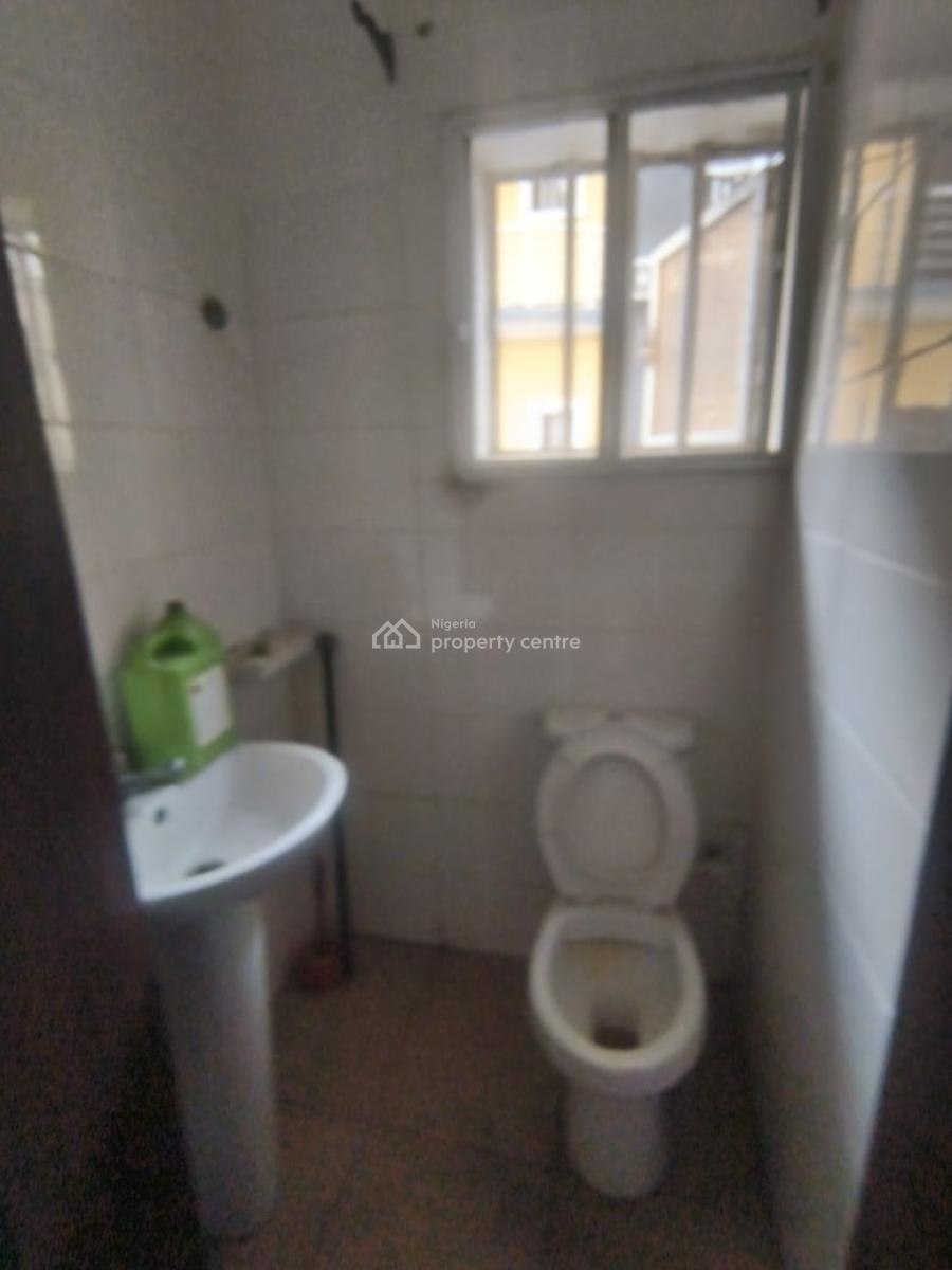 3 Bedroom Apartment with Excellent Facilities, Off Orchid Road, Lekki, Lagos, Flat / Apartment for Rent