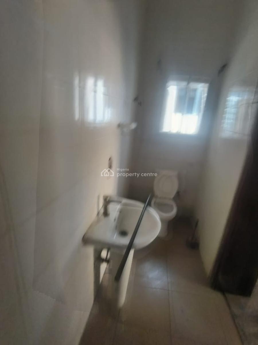3 Bedroom Apartment with Excellent Facilities, Off Orchid Road, Lekki, Lagos, Flat / Apartment for Rent
