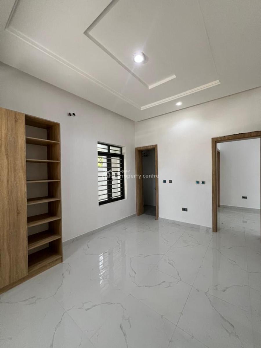 2 Bedroom Apartment, Lekki Scheme 2, Ogombo, Ajah, Lagos, Flat / Apartment for Rent