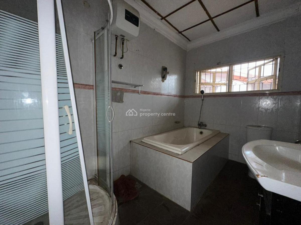 4 Bedroom Semi-detached Duplex, Gra Phase 1, Magodo, Lagos, Semi-detached Duplex for Rent
