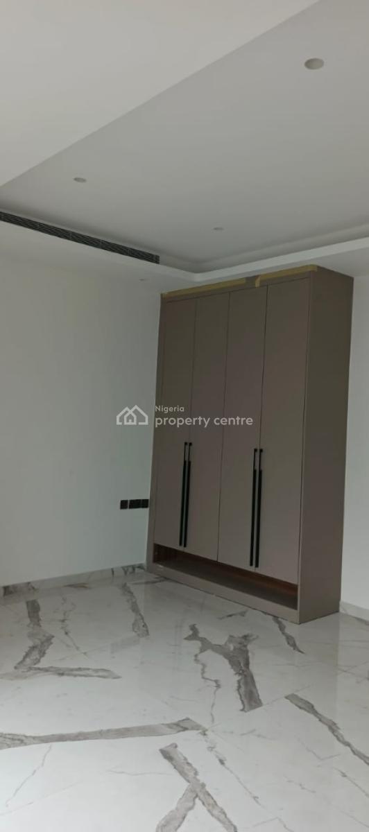 4brm Apartment with a Bq, Bourdilon Ikoyi, Ikoyi, Lagos, Flat / Apartment for Rent