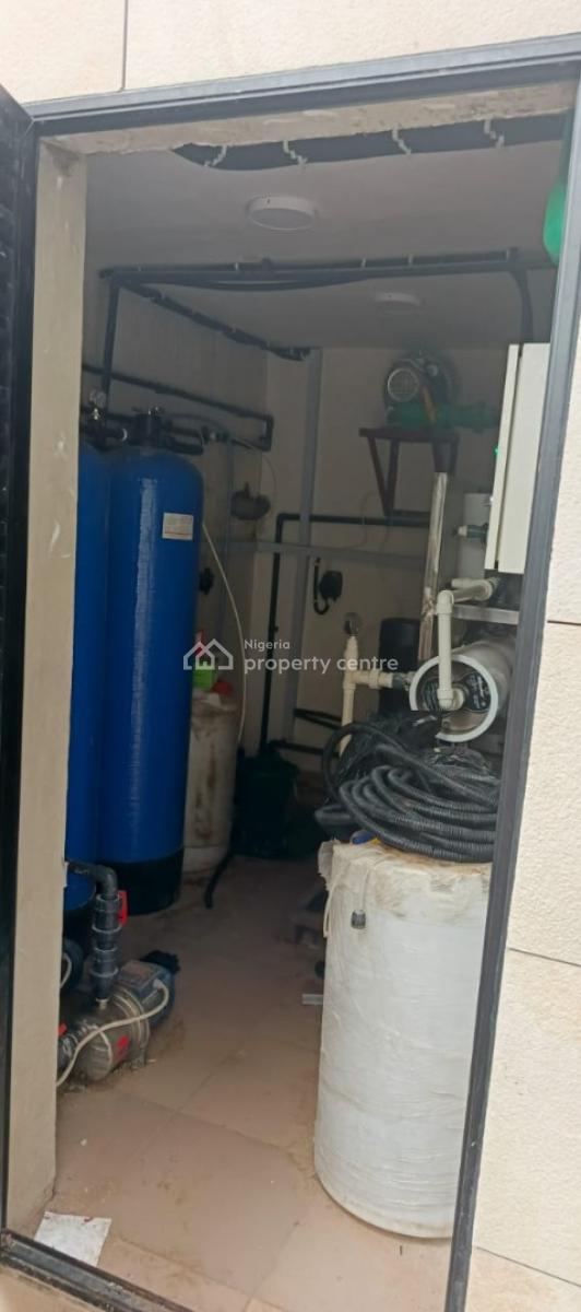 4brm Apartment with a Bq, Bourdilon Ikoyi, Ikoyi, Lagos, Flat / Apartment for Rent