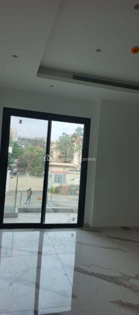 4brm Apartment with a Bq, Bourdilon Ikoyi, Ikoyi, Lagos, Flat / Apartment for Rent