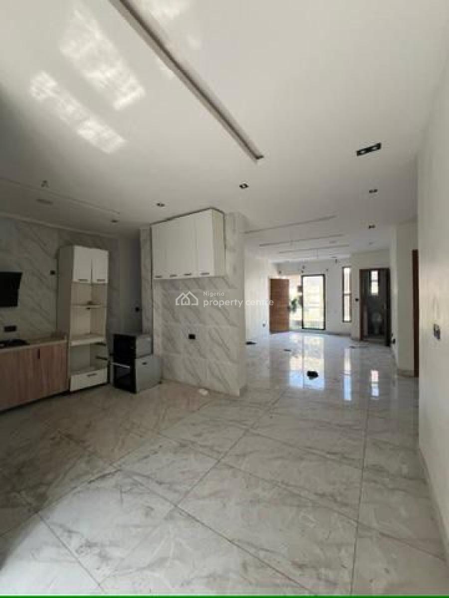 2bedroom Apartment, Ologolo, Lekki, Lagos, Flat / Apartment for Rent