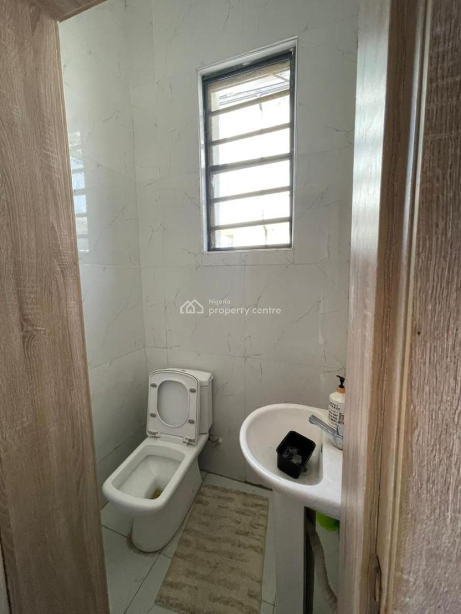 Distress 4 Bedroom Fully Detached Duplex with Pool, Ikota Gra, Lekki, Lagos, Detached Duplex for Sale