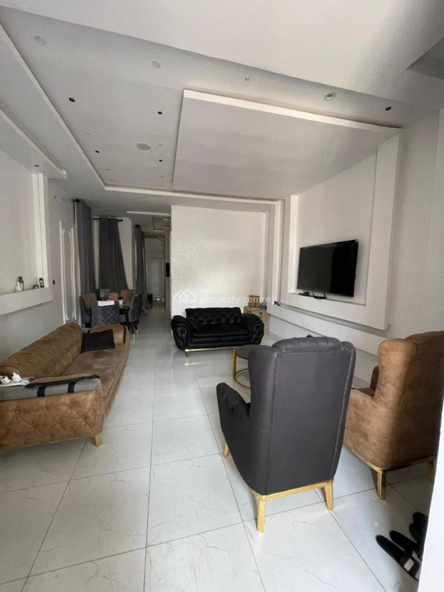 Distress 4 Bedroom Fully Detached Duplex with Pool, Ikota Gra, Lekki, Lagos, Detached Duplex for Sale