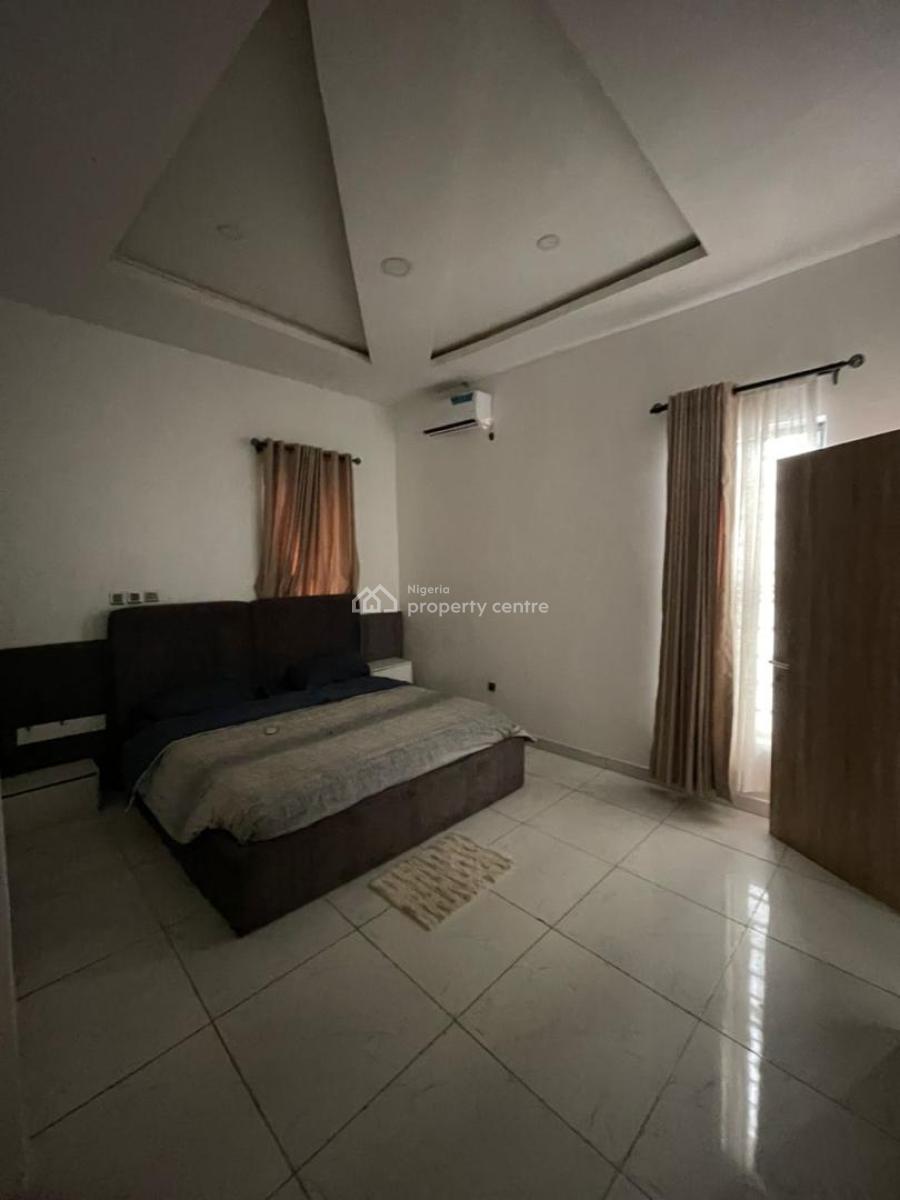 Distress 4 Bedroom Fully Detached Duplex with Pool, Ikota Gra, Lekki, Lagos, Detached Duplex for Sale